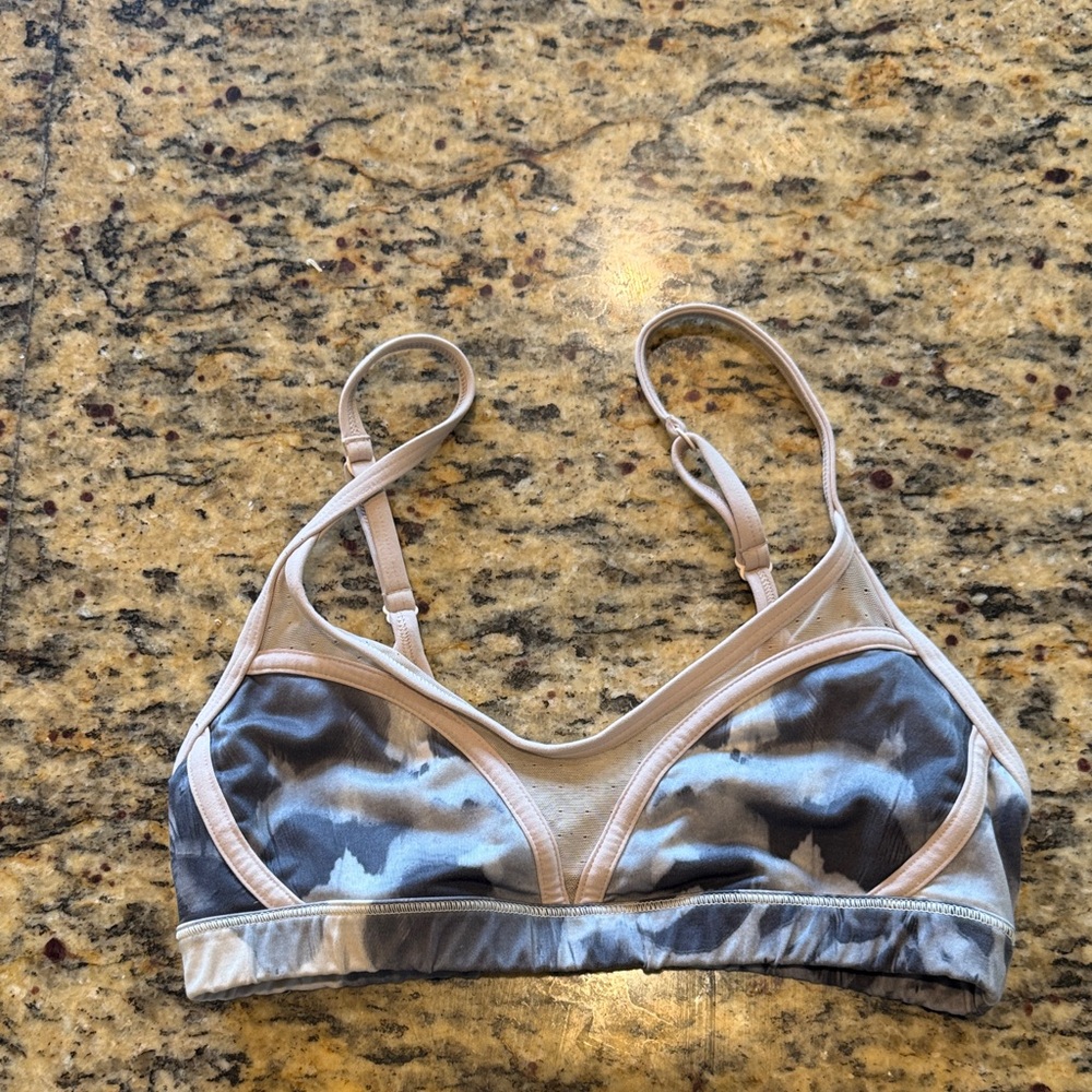 Women's Light Bra - Lulu Lemon